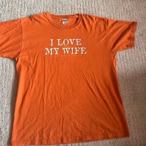 ‘I love my wife’ men’s large hunting graphic tee